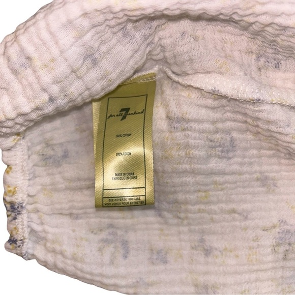 7 For All Mankind Baby Floral Bloomers - Size 12 Months - Picture 4 of 4